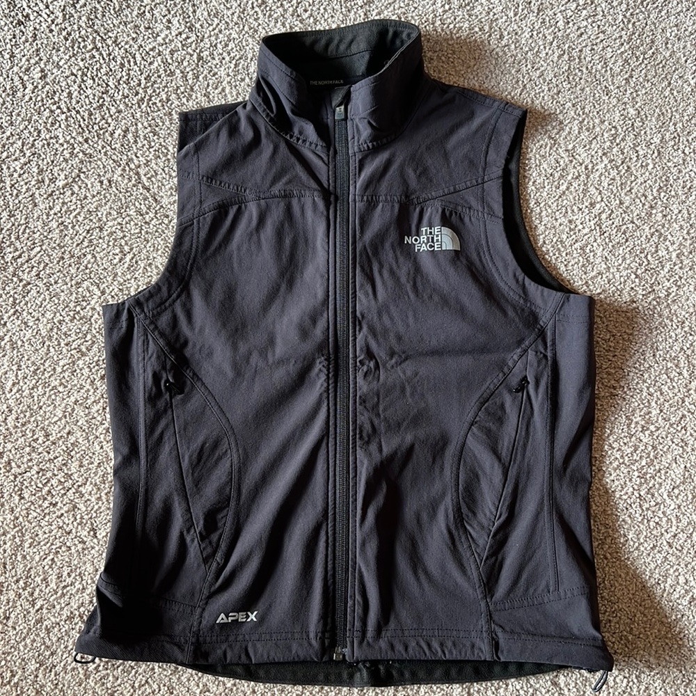 North Face black vest, women’s Small S. Flight series, APEX